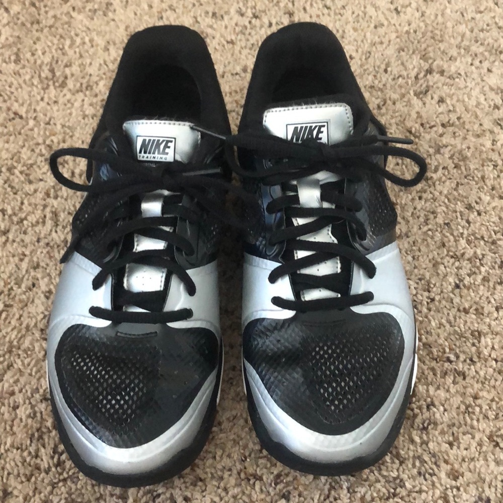 Nike Volleyball shoes, super good condition!